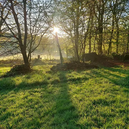 'glamping' Tents One Of Three To Rent Fully Equipped Private Equipped Kitchen Tents Too خيمة فخمة