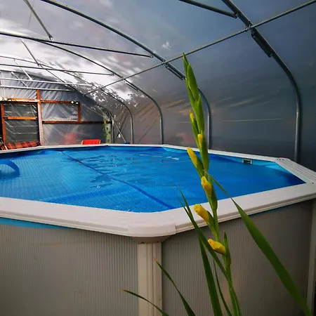 'glamping' Tents One Of Three To Rent Fully Equipped Private Equipped Kitchen Tents Too Saint-Michel-de-Montjoie