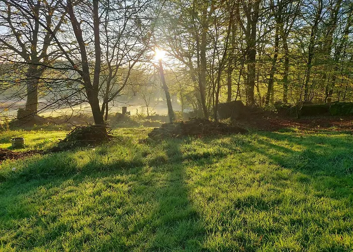 'glamping' Tents One Of Three To Rent Fully Equipped Private Equipped Kitchen Tents Too خيمة فخمة