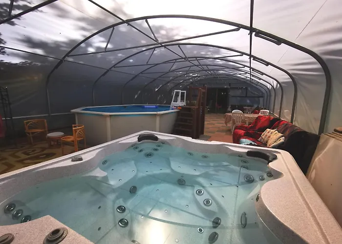 אוהל מפואר 'glamping' Tents One Of Three To Rent Fully Equipped Private Equipped Kitchen Tents Too *