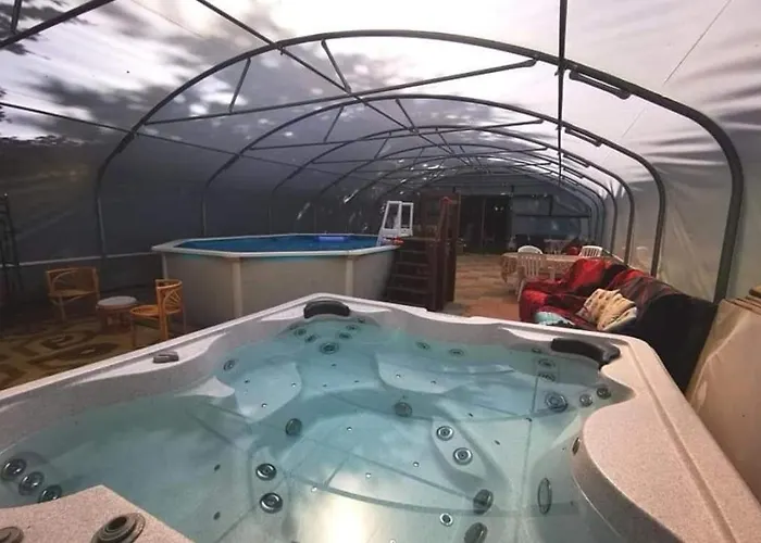 אוהל מפואר 'glamping' Tents One Of Three To Rent Fully Equipped Private Equipped Kitchen Tents Too *