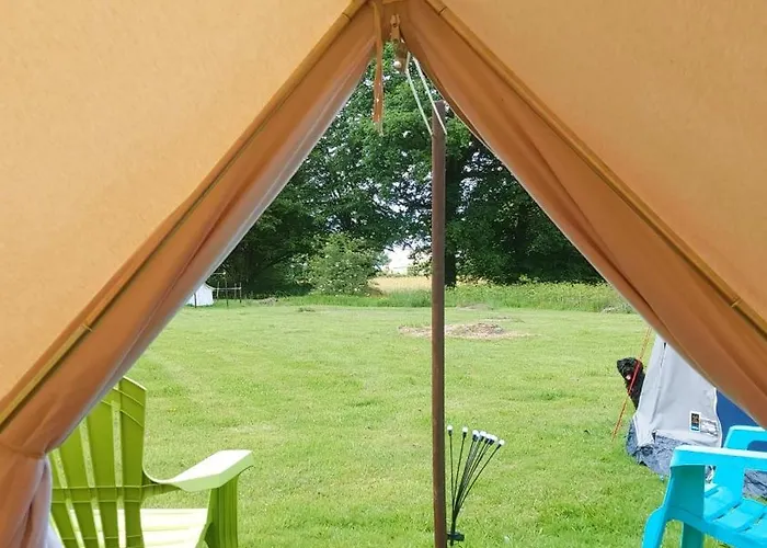 'glamping' Tents One Of Three To Rent Fully Equipped Private Equipped Kitchen Tents Too خيمة فخمة